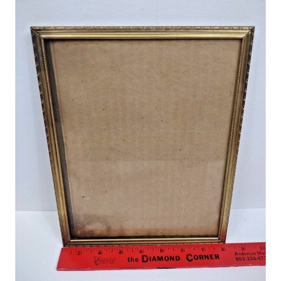 Vintage Brass Metal Photo Picture Frame Ornate 8 x 10" Guilded - Picture 2 of 6